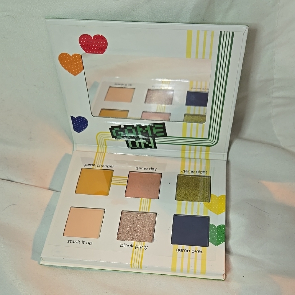 Ipsy Tetris Eyeshadow Palette
